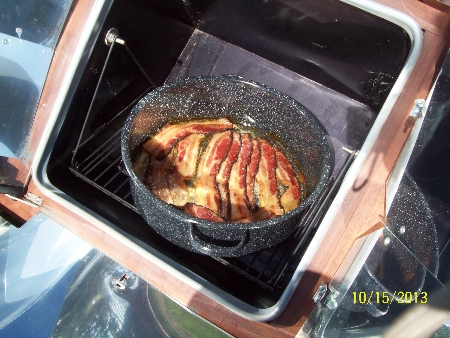 https://www.solarcooker-at-cantinawest.com/images/sunoven_bacon.jpg